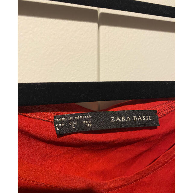 ZARA(ザラ)のzara パフスリーブ トップス レディースのトップス(シャツ/ブラウス(半袖/袖なし))の商品写真