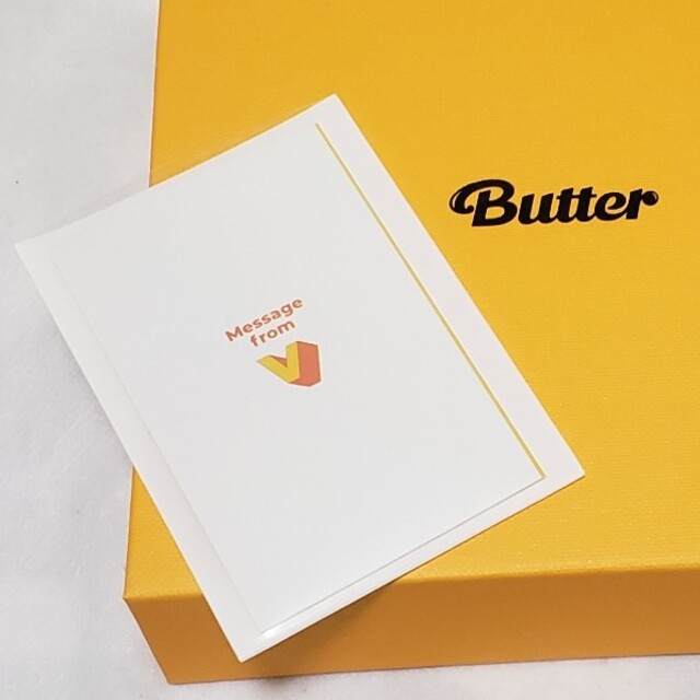 防弾少年団(BTS)(ボウダンショウネンダン)のButter⭐メッセージカード⭐V エンタメ/ホビーのタレントグッズ(アイドルグッズ)の商品写真