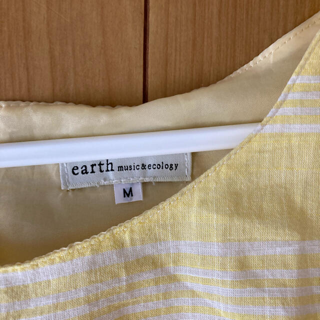 ワンピース　earth music&ecology レディースのワンピース(ひざ丈ワンピース)の商品写真