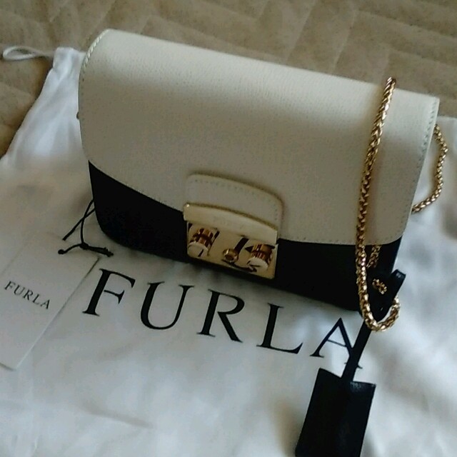 Furla - 専用☆新品☆FURLA☆メトロポリス☆バイカラー☆の