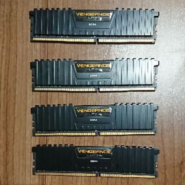 CORSAIR DDR4-2666MHz 8GB 4枚セット