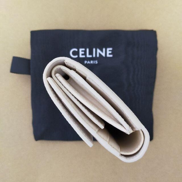 celine(セリーヌ)のセール！ CELINE スモール トリフォールド 三つ折り 財布 日本未入荷品 レディースのファッション小物(財布)の商品写真