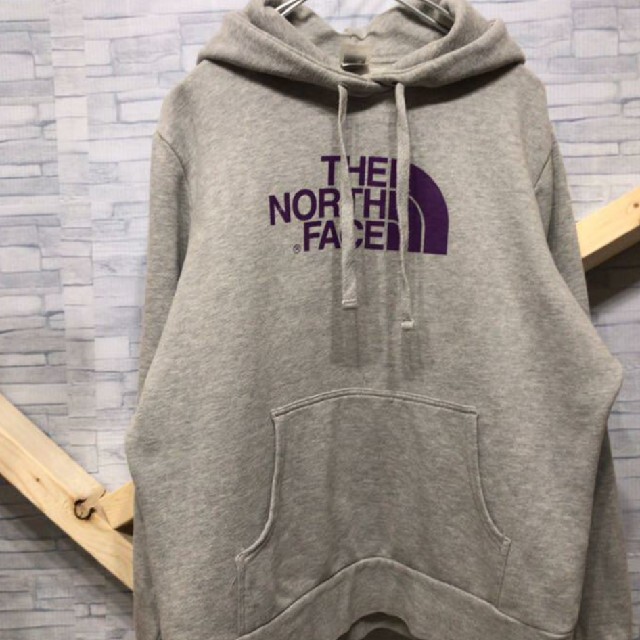 THE NORTH FACE(ザノースフェイス)の＊美品＊THE NOTHFACEパーカー＊トレーナー＊グレー＊レディース＊ レディースのトップス(パーカー)の商品写真