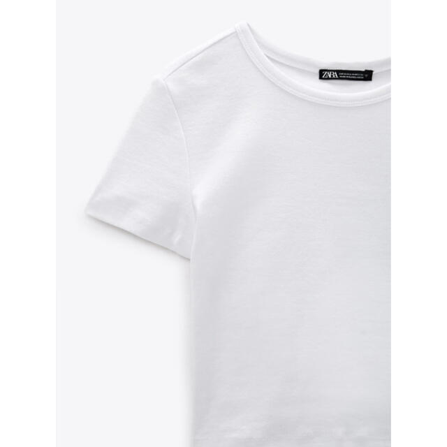 【新品未使用】ZARA クロップド丈Tシャツ コットンTシャツ 白 S レディースのトップス(Tシャツ(半袖/袖なし))の商品写真