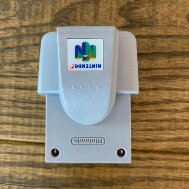 NINTENDO 64(ニンテンドウ64)の【動作確認済】ニンテンドー64 本体 コントローラー4つ　スマブラ付 エンタメ/ホビーのゲームソフト/ゲーム機本体(家庭用ゲーム機本体)の商品写真