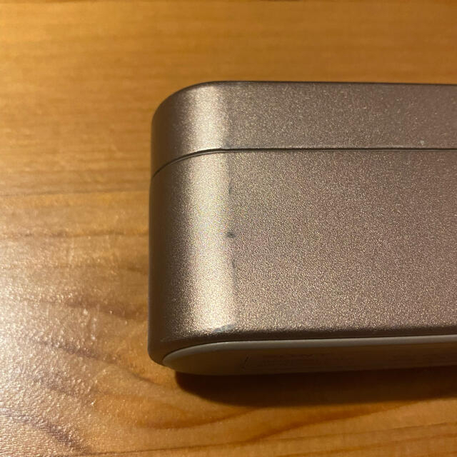 SONY(ソニー)のSONY  WF-1000X  ゴールド　Bluetoothイヤホン スマホ/家電/カメラのオーディオ機器(ヘッドフォン/イヤフォン)の商品写真
