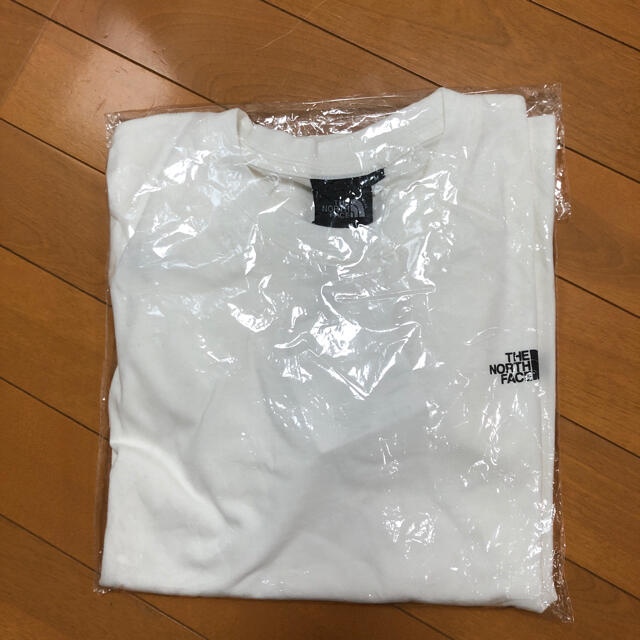 ノースフェイス　ロングTシャツ