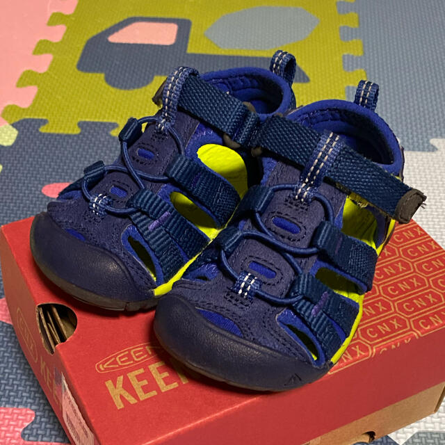 KEEN(キーン)のKEEN 13.5 サンダル　ネイビー キッズ/ベビー/マタニティのベビー靴/シューズ(~14cm)(サンダル)の商品写真