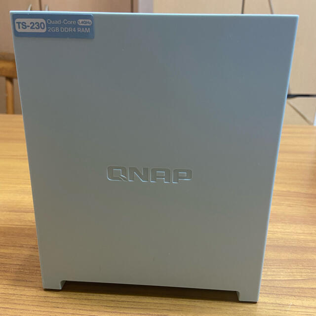 QNAP TS-230 スマホ/家電/カメラのPC/タブレット(PC周辺機器)の商品写真