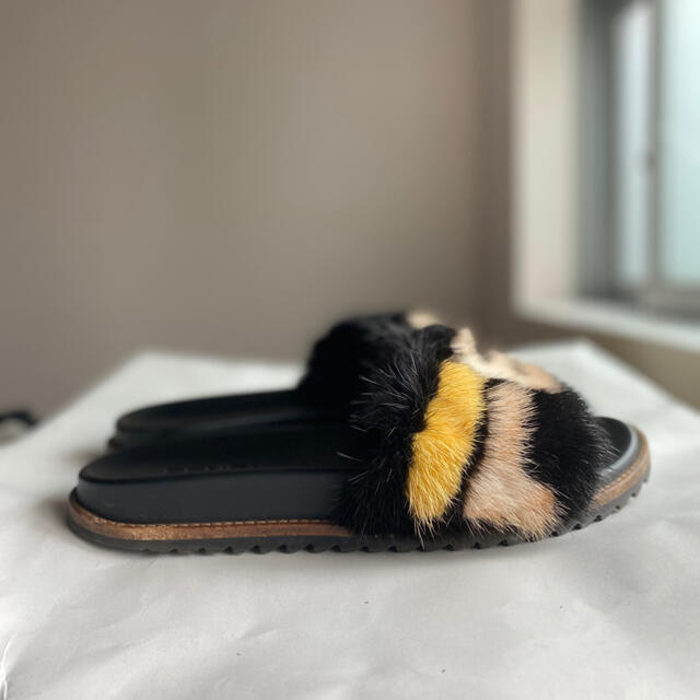 FENDI ファー サンダル メンズ