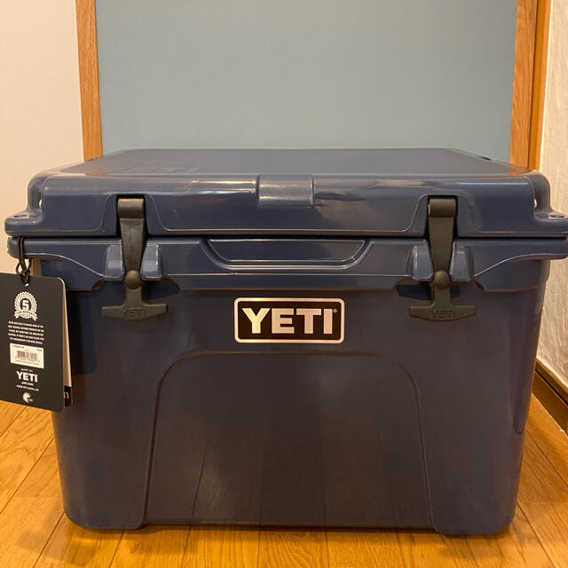 新品未使用YETI イエティ クーラーボックス　TUNDRA 35 スポーツ/アウトドアのアウトドア(その他)の商品写真