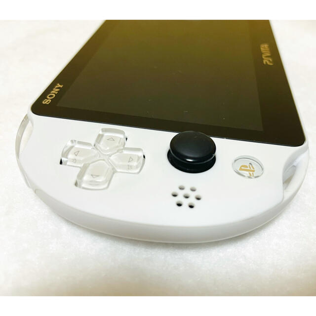 PlayStation Vita - PSVita PCH-2000 ZA22 本体 グレイシャーホワイト 