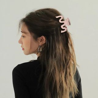 うにょうにょクリアヘアクリップ〰︎お色は5色あります〰︎(バレッタ/ヘアクリップ)