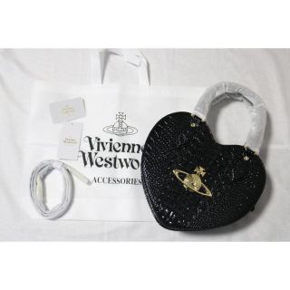 ヴィヴィアンウエストウッド(Vivienne Westwood)のVivienne ハート型 ショルダーバッグ(ショルダーバッグ)