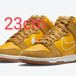 ナイキ(NIKE)のNike Dunk High  University Gold　size23(スニーカー)