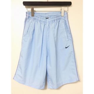 ナイキ(NIKE)の【美品】NIKE　ナイキ　ハーフパンツ　ショートパンツ　ライトブルー(ショートパンツ)