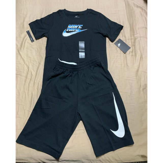 NIKE(ナイキ)の[新品] ナイキ キッズ Tシャツ ハーフパンツ セット キッズ/ベビー/マタニティのキッズ服男の子用(90cm~)(Tシャツ/カットソー)の商品写真