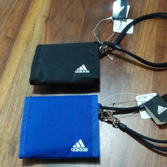 adidas(アディダス)のアディダス　財布 キッズ/ベビー/マタニティのこども用ファッション小物(財布)の商品写真