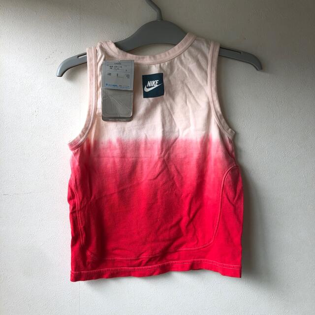 NIKE(ナイキ)のNIKE ナイキ グラデーションタンクトップ　赤　110 キッズ/ベビー/マタニティのキッズ服女の子用(90cm~)(Tシャツ/カットソー)の商品写真