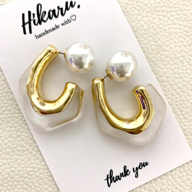 大ぶりピアス♥︎ポストピアス　ハンドメイドピアス　パールキャッチ