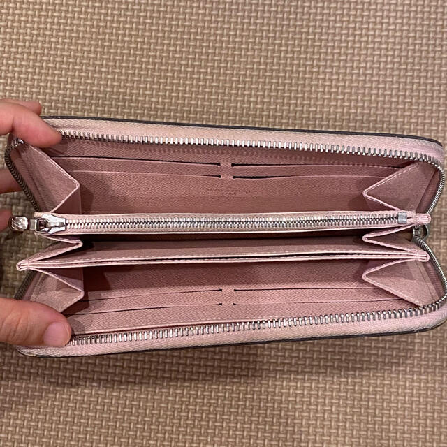 LOUIS VUITTON - 【中古品】ルイヴィトン☆エピ限定カラー長財布の通販