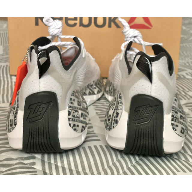 新品未使用✨Reebok????ジグ キネティカ メンズ