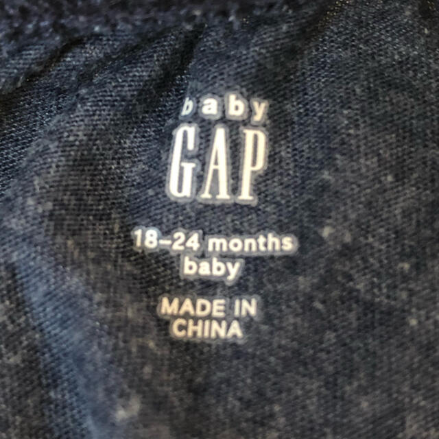 babyGAP(ベビーギャップ)の《baby GAP》ブルマ付キャミワンピース　18-24months キッズ/ベビー/マタニティのキッズ服女の子用(90cm~)(ワンピース)の商品写真