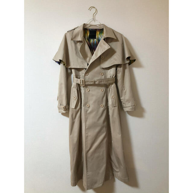 KAWI JAMELE(カウイジャミール)のkawi jamele trench coat. レディースのジャケット/アウター(トレンチコート)の商品写真