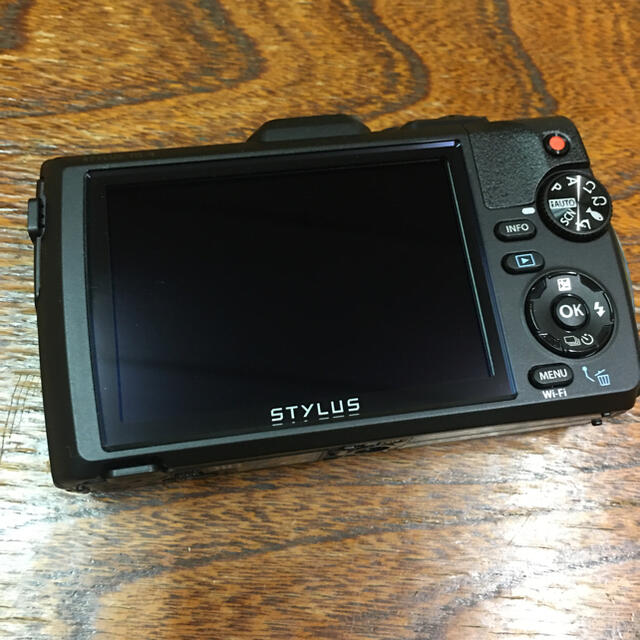 OLYMPUS(オリンパス)のOLYMPUS オリンパス　TG TG4 BLACK 中古美品 スマホ/家電/カメラのカメラ(コンパクトデジタルカメラ)の商品写真