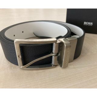 ヒューゴボス(HUGO BOSS)のショコ助様専用　イタリア　BOSS レザーベルト　メンズ(ベルト)