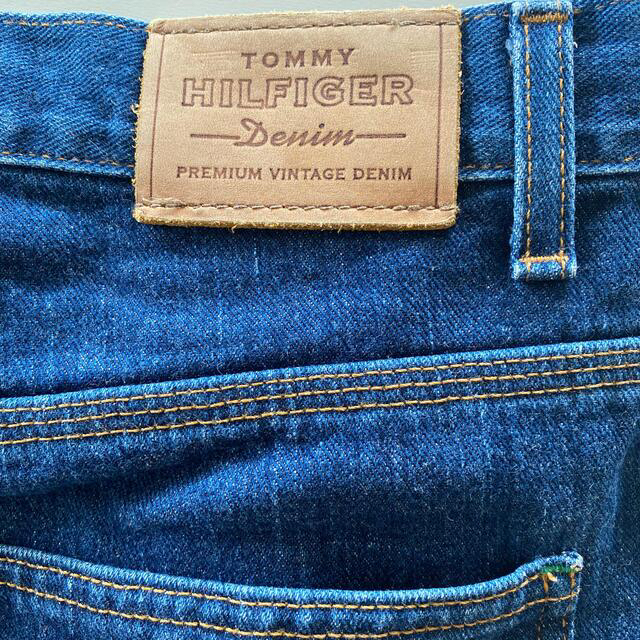 TOMMY HILFIGER(トミーヒルフィガー)のトミーヒルフィガー  メンズ　デニム  半ズボン　XLサイズ　ハーフパンツ　 メンズのパンツ(ショートパンツ)の商品写真