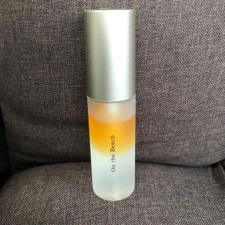 コスメキッチン(Cosme Kitchen)のuka ヘアオイル　on the beach ウカ　50ml(ヘアケア)