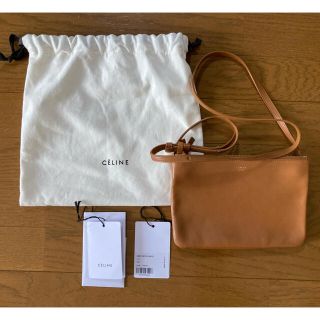 セリーヌ(celine)のCELINE トリオ スモール タン(ショルダーバッグ)