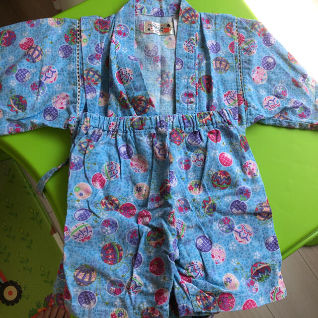 甚平　男の子　女の子　手毬柄　水色 キッズ/ベビー/マタニティのキッズ服男の子用(90cm~)(甚平/浴衣)の商品写真