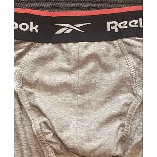 Reebok(リーボック)のReebok  メンズ　ブリーフ　スポーツタイプ グレー 海外L（国内L～XL） メンズのアンダーウェア(その他)の商品写真