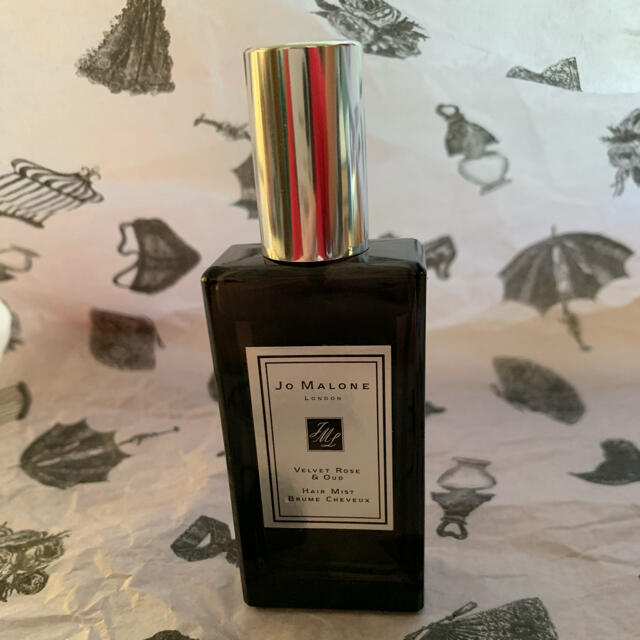 Jo Malone(ジョーマローン)のジョーマローン　ロンドン　ヴェルベットヘアミスト　美品 コスメ/美容のヘアケア/スタイリング(ヘアウォーター/ヘアミスト)の商品写真