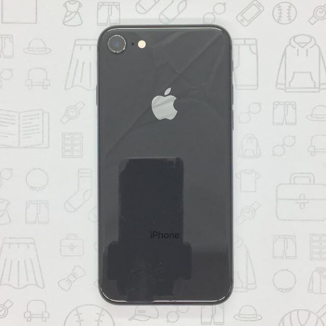 iPhone(アイフォーン)の【B】iPhone 8/64GB/356729088647437 スマホ/家電/カメラのスマートフォン/携帯電話(スマートフォン本体)の商品写真