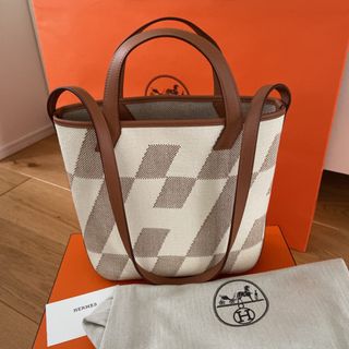 エルメス(Hermes)のエルメス　Ｈ　アンビエ　PM ゴールド(トートバッグ)