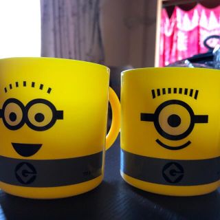 ミニオン(ミニオン)の【新品未使用】MINIONミニオン　弁当箱　コップセット(キャラクターグッズ)