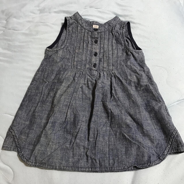 babyGAP(ベビーギャップ)のbaby gap デニム ノースリーブ ワンピース 女の子 90㎝ キッズ/ベビー/マタニティのキッズ服女の子用(90cm~)(ワンピース)の商品写真