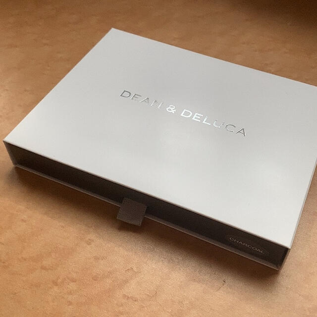 DEAN & DELUCA(ディーンアンドデルーカ)のDEAN & DELUCAのカタログギフトチャコール その他のその他(その他)の商品写真