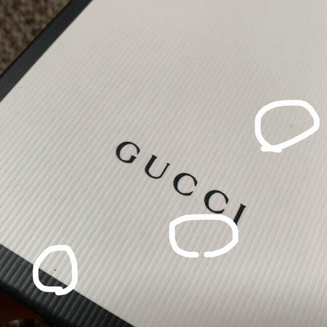 GUCCI 二つ折り財布 空箱 レディースのバッグ(ショップ袋)の商品写真