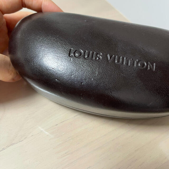 LOUIS VUITTON(ルイヴィトン)の【人気商品】ルイヴィトン　サングラス　レッド レディースのファッション小物(サングラス/メガネ)の商品写真