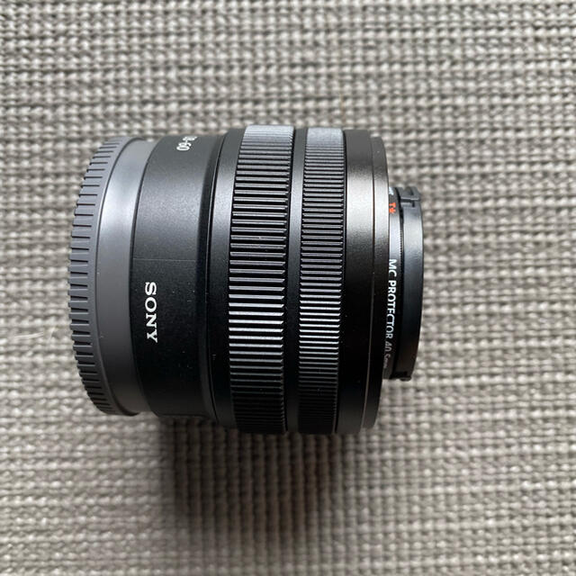 SONY(ソニー)のあきふみ様専用SEL2860 FE28-60mm F4-5.6 スマホ/家電/カメラのカメラ(レンズ(ズーム))の商品写真