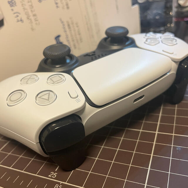 PlayStation(プレイステーション)のむーみん様専用 デュアルカスタムコントローラー エンタメ/ホビーのゲームソフト/ゲーム機本体(その他)の商品写真