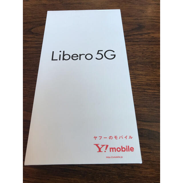 新品　Libero 5G Ymobile レッド　赤　ワイモバイル　スマホ  スマホ/家電/カメラのスマートフォン/携帯電話(スマートフォン本体)の商品写真