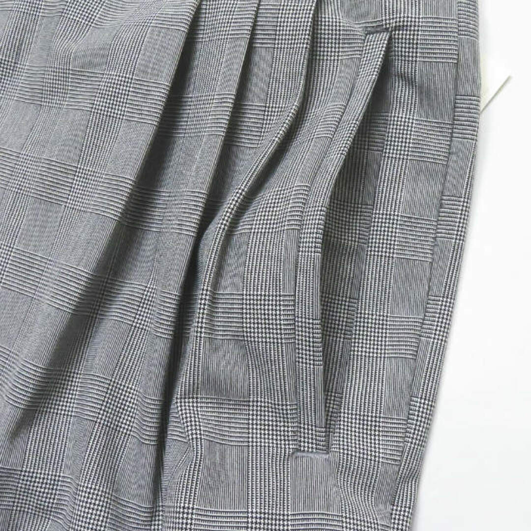 MANDO(マンドゥ)のmando マンド 21SS 日本製 GLEN CHECK TUCK WIDE PANTS ポリエステルレーヨン グレンチェック3プリーツバギーパンツ 21198-006 1 ブラック ボトムス【新古品】【中古】【mando】 メンズのパンツ(その他)の商品写真