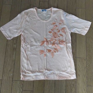 再値下げ!刺繍が素敵なオレンジのカットソー(Tシャツ(半袖/袖なし))