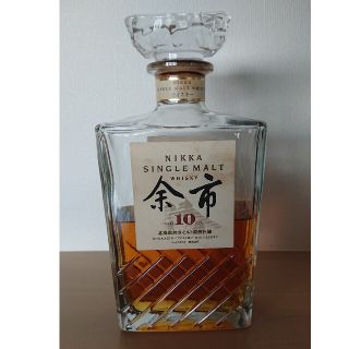 ニッカウヰスキー - 余市10年 角瓶の通販 by しろくま's shop|ニッカ ニッカウヰスキー - 余市10年 角瓶の通販 by しろくま's shop|ニッカ