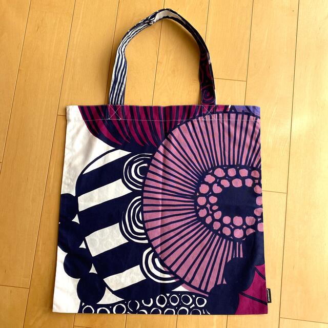 marimekko(マリメッコ)のmarimekko ファブリックバッグ シールトラプータルハ エコバッグ レディースのバッグ(エコバッグ)の商品写真